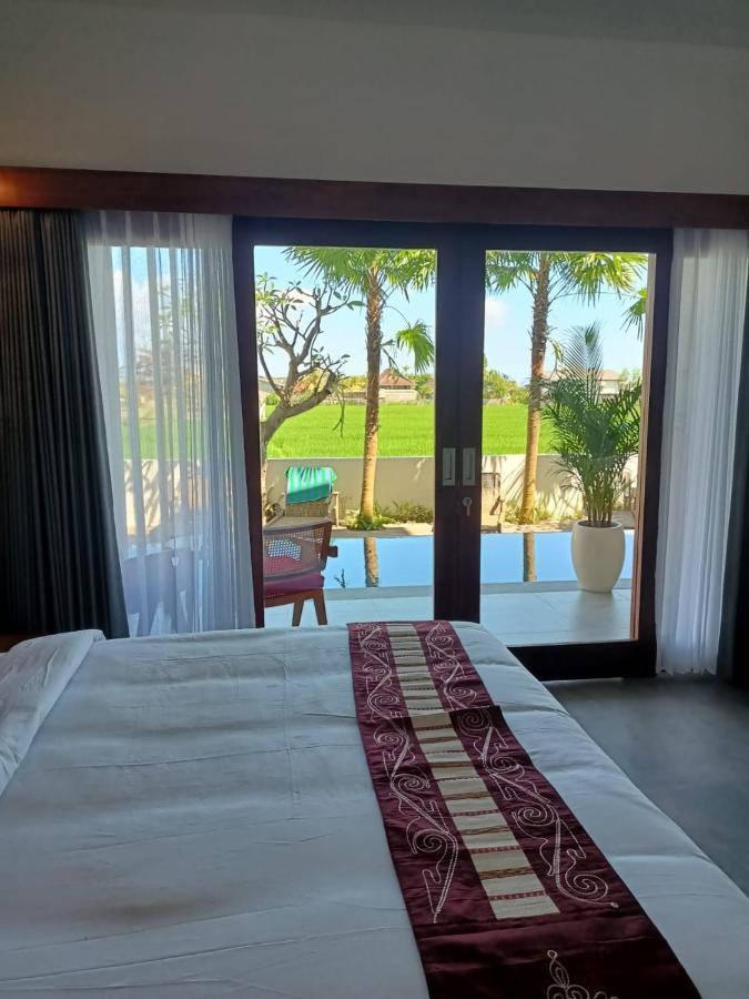 The Kd Suites & Coffee Shop Munggu Extérieur photo